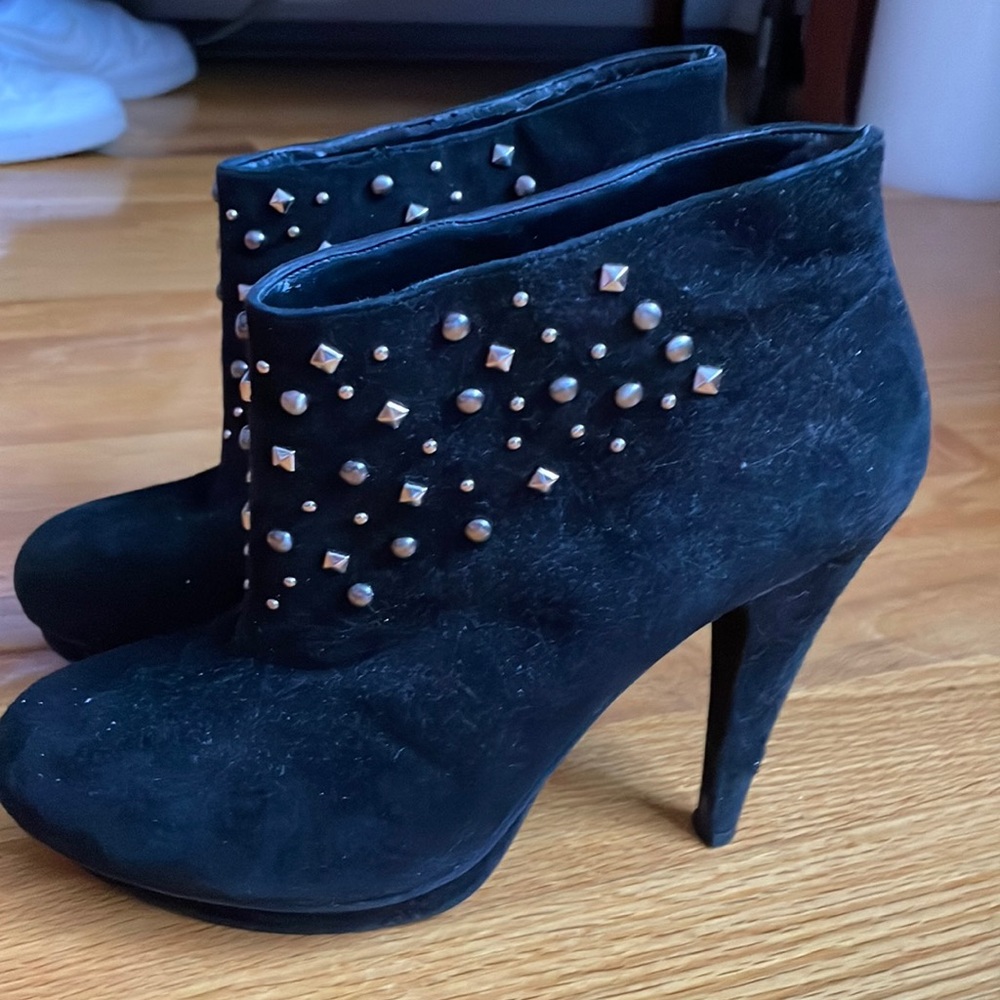BCBG Black studded wedge stiletto booties size 6
